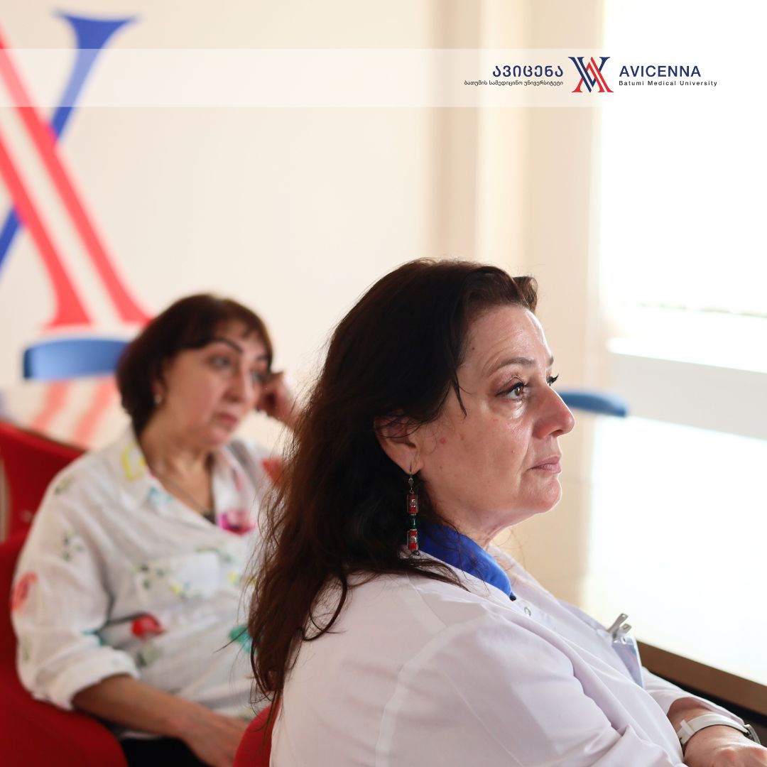 შიდა საუნივერსიტეტო გრანტის ფარგლებში გამარჯვებული მკვლევარების სამუშაო შეხვედრა ინოვაციური მედიცინის საუნივერსიტეტო კლინიკის ექიმ-პედიატრებთან (EN)